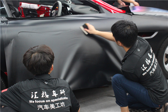 長沙汽車改裝貼膜 奔馳全車改色電光黑 美國Teckwrap改色膜