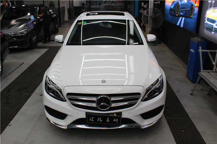 長沙汽車改色膜 奔馳全車改色貼膜 美國禿鷹Teckwrap高亮白