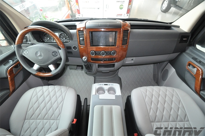 奔馳斯賓特324房車(盛唐出品)
