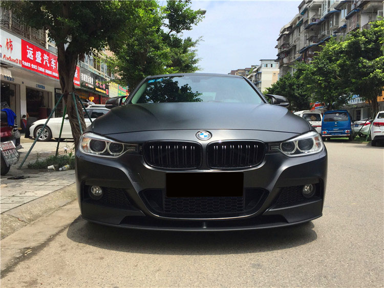 成都銳行寶馬320i改裝AN MP大包圍全車(chē)電光黑改色膜
