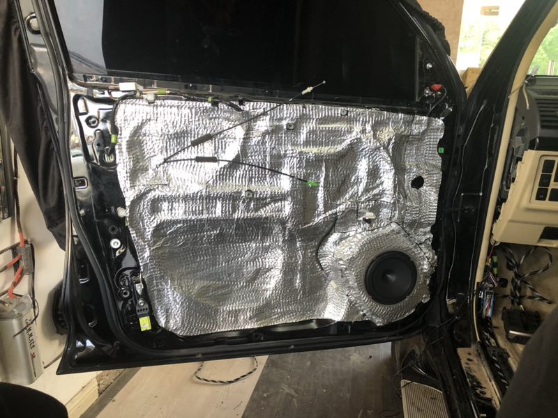 汕頭星悅汽車音響改裝豐田普拉多霸道2700升級(jí)隔音降噪作業(yè)汽車隔音降噪處理改裝汽車音響套餐