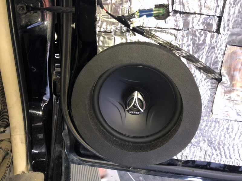 汕頭星悅汽車音響改裝豐田普拉多霸道2700升級(jí)隔音降噪作業(yè)汽車隔音降噪處理改裝汽車音響套餐