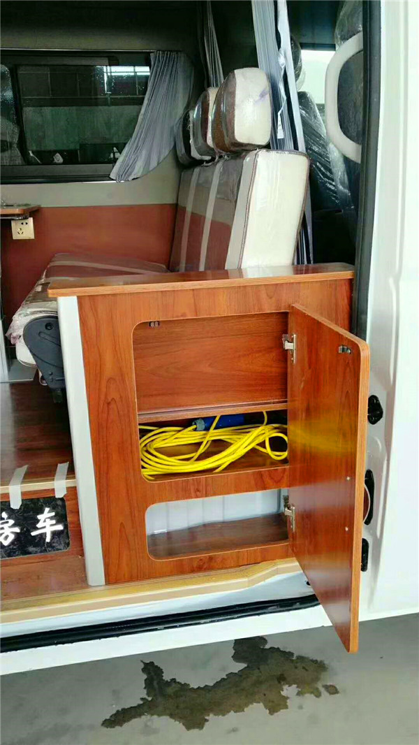 風景G9房車內(nèi)飾改裝案例