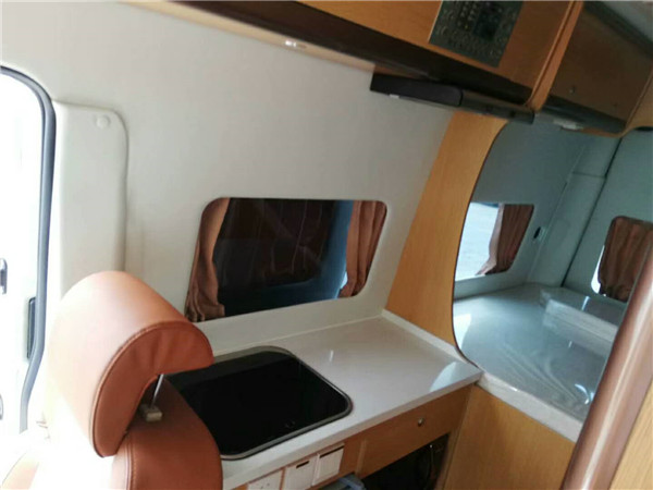 江淮星銳B型房車內(nèi)飾改裝