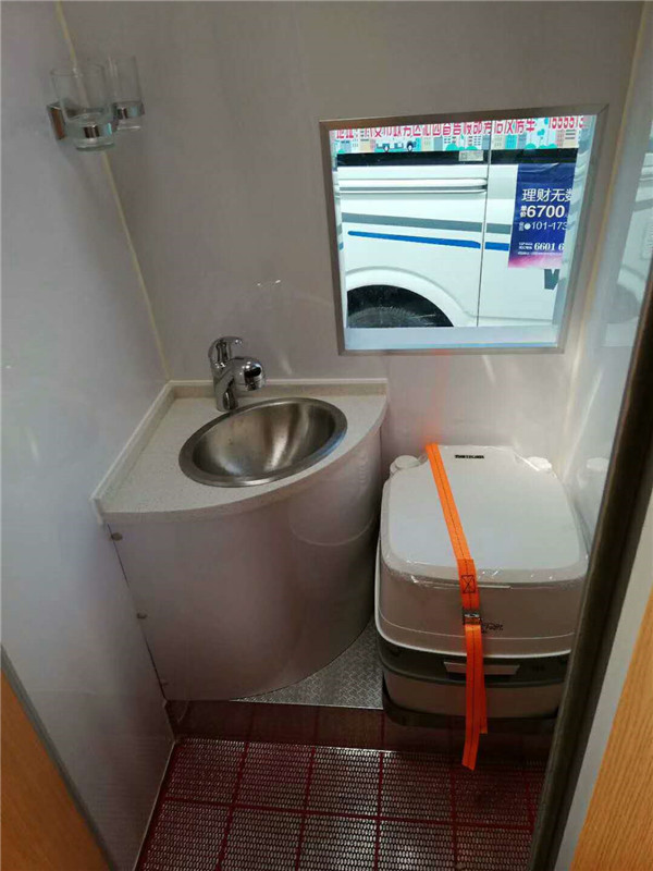 江淮星銳B型房車內(nèi)飾改裝
