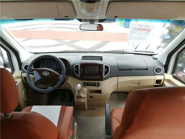 江淮星銳B型房車內(nèi)飾改裝