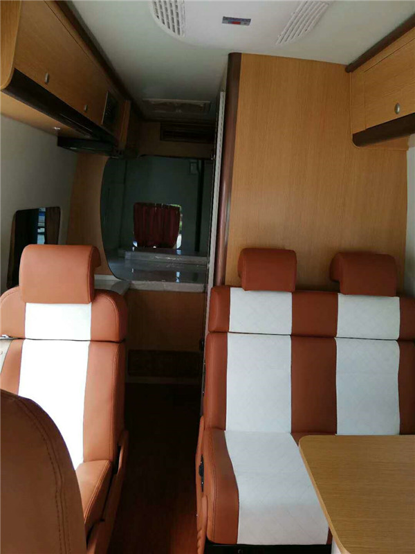 江淮星銳B型房車內(nèi)飾改裝