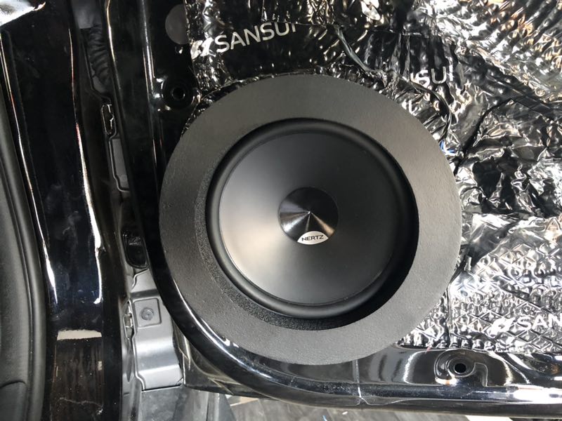 汕頭星悅汽車音響改裝東風(fēng)風(fēng)光580升級(jí)隔音降噪音響改裝喇叭加裝低音炮卸下疲憊享受極致音質(zhì)的無限魅力 ！