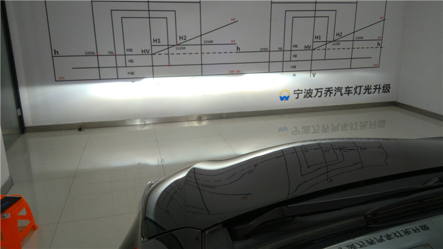 寧波豐田卡羅拉改氙氣燈_雙光透鏡