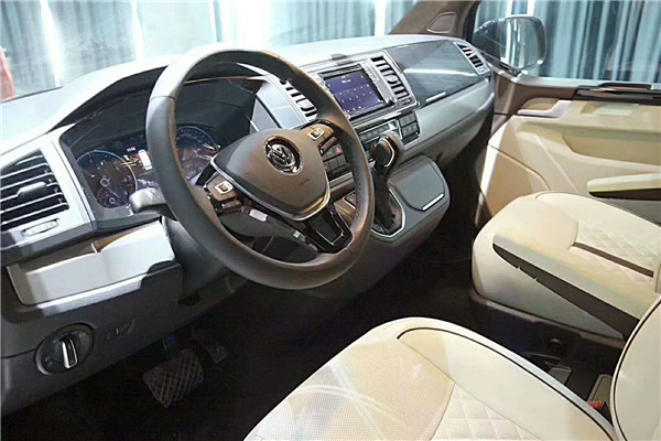 大眾商務(wù)車內(nèi)飾改裝