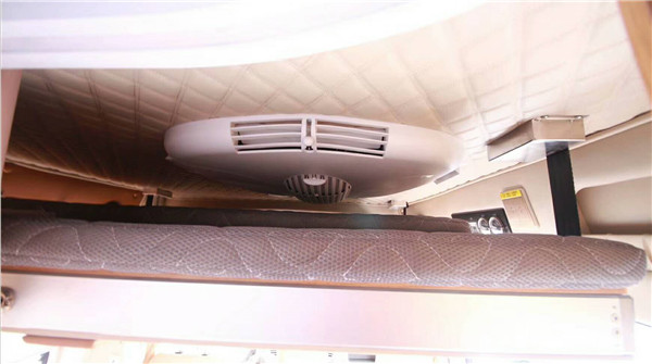 大通B型房車內(nèi)飾改裝