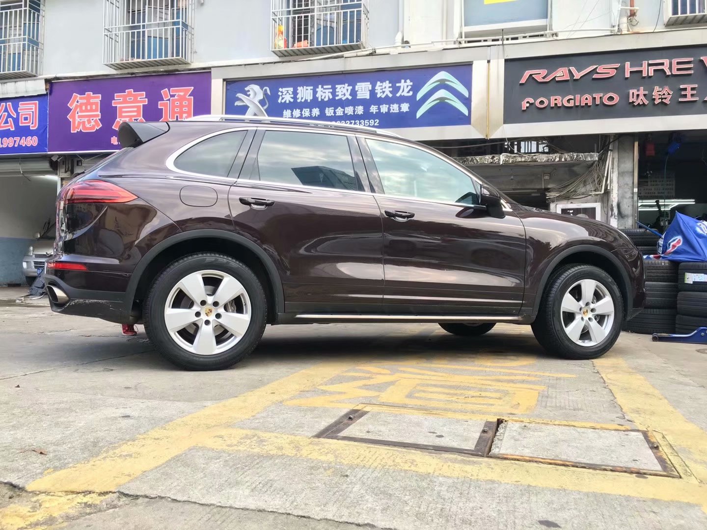 卡宴，換 原裝 19寸 完工！