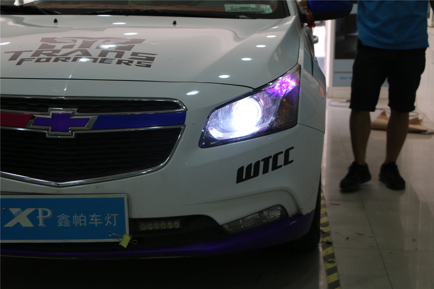 科魯茲成都專業(yè)改燈鑫帕車燈氙氣燈LED大燈