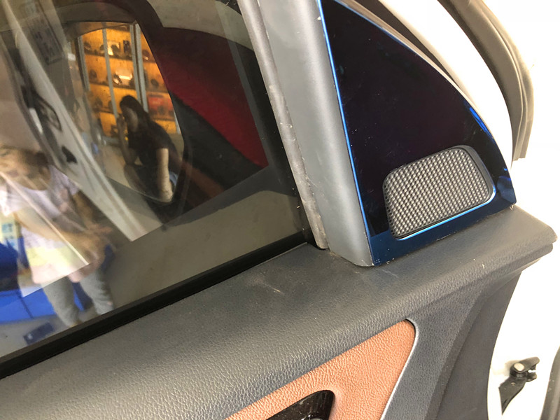 唐山汽車音響改裝奔騰X80音響升級美國霸克