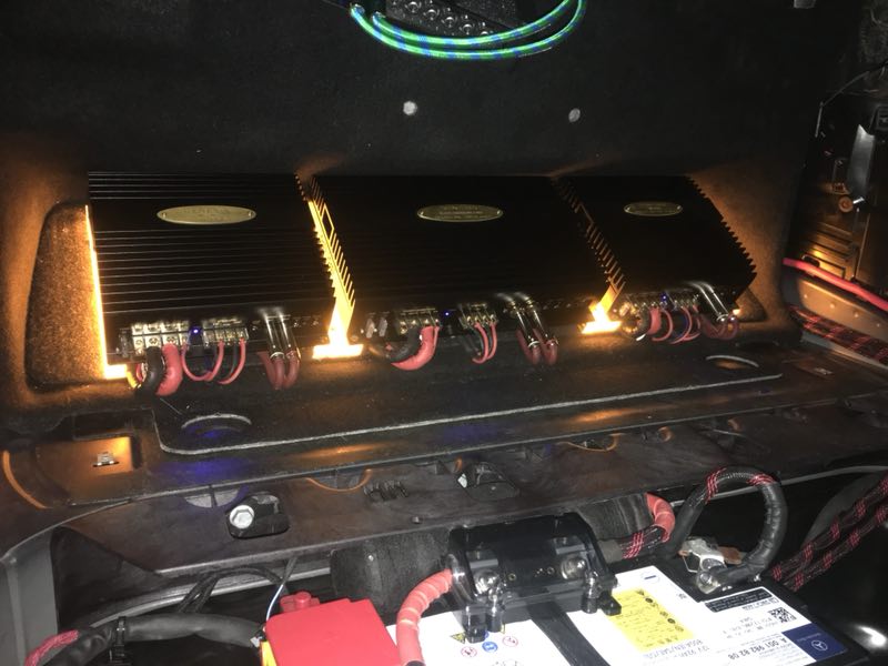 汕頭星悅汽車音響奔馳S320L量身定制為發(fā)燒而生