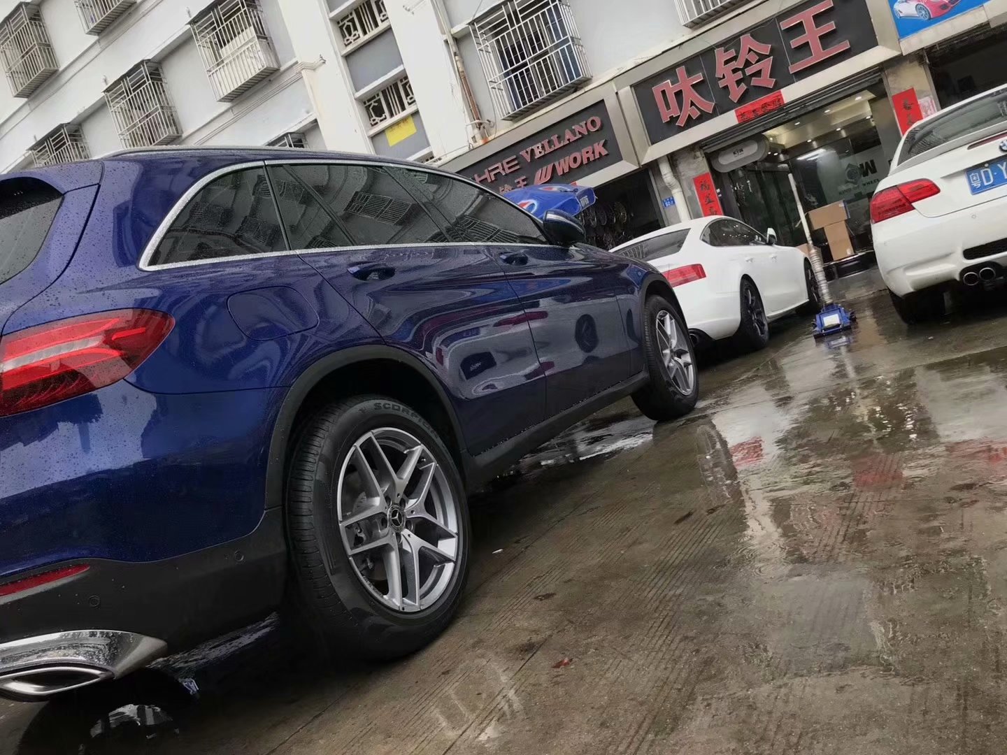 提新車，換奔馳 原廠19寸 AMG 完工！