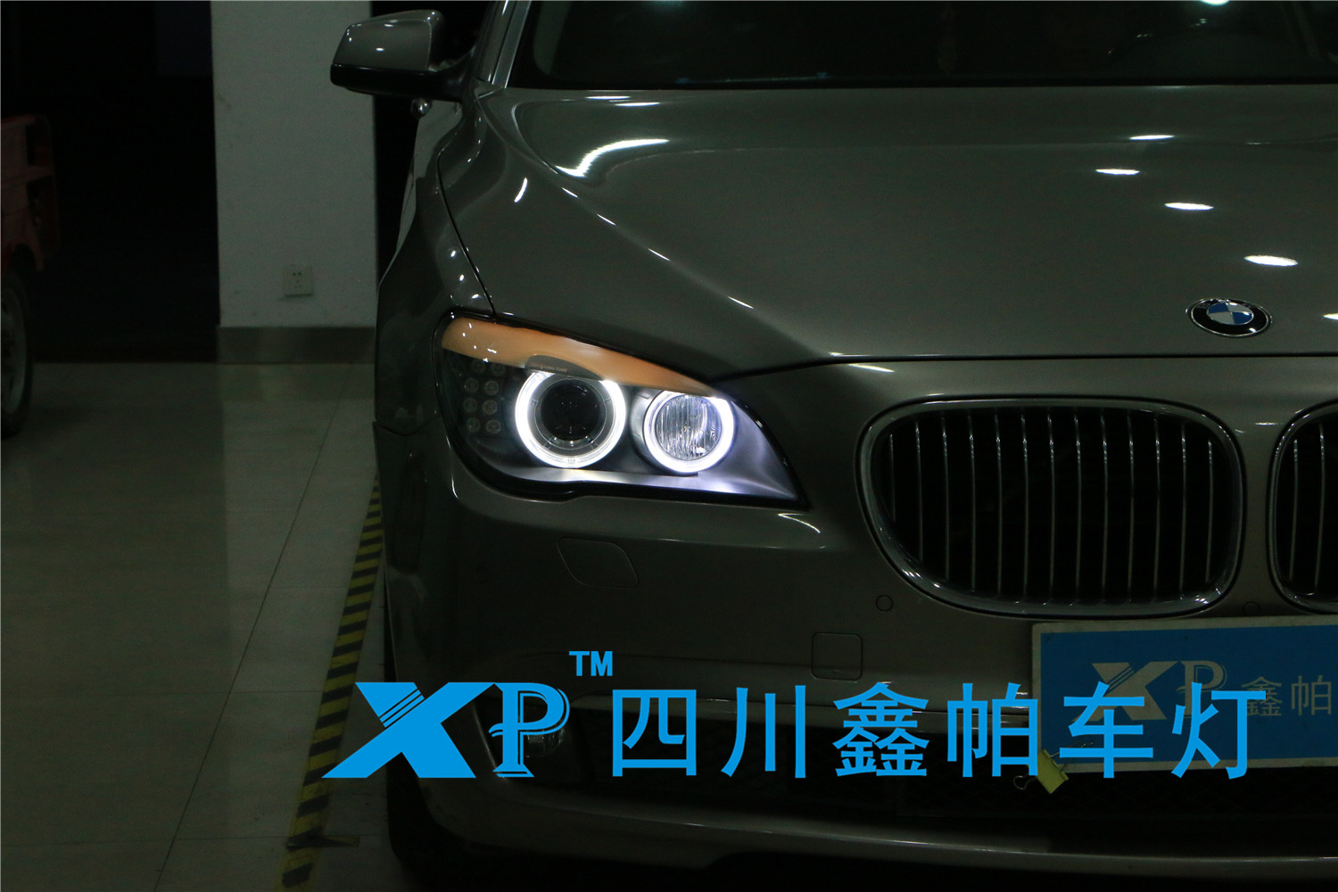 寶馬730 740 黃色天使眼改白色大燈升級LED惡魔眼雙光透鏡氙氣燈