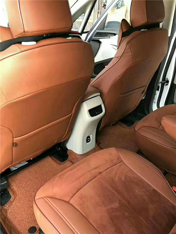 別克GL6商務(wù)車(chē)內(nèi)飾改裝