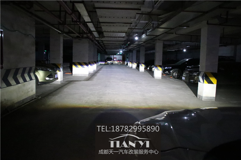 專業(yè)車燈改裝店成都雪鐵龍C4世嘉改燈米石LED大燈雙光透鏡