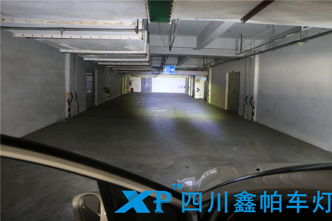 雪鐵龍世嘉成都專業(yè)改燈升級氙氣燈海拉5鑫帕車燈