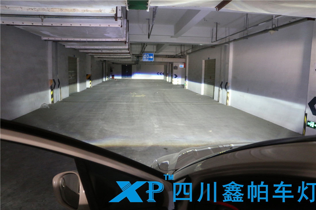 雪鐵龍世嘉成都專業(yè)改燈升級氙氣燈海拉5鑫帕車燈