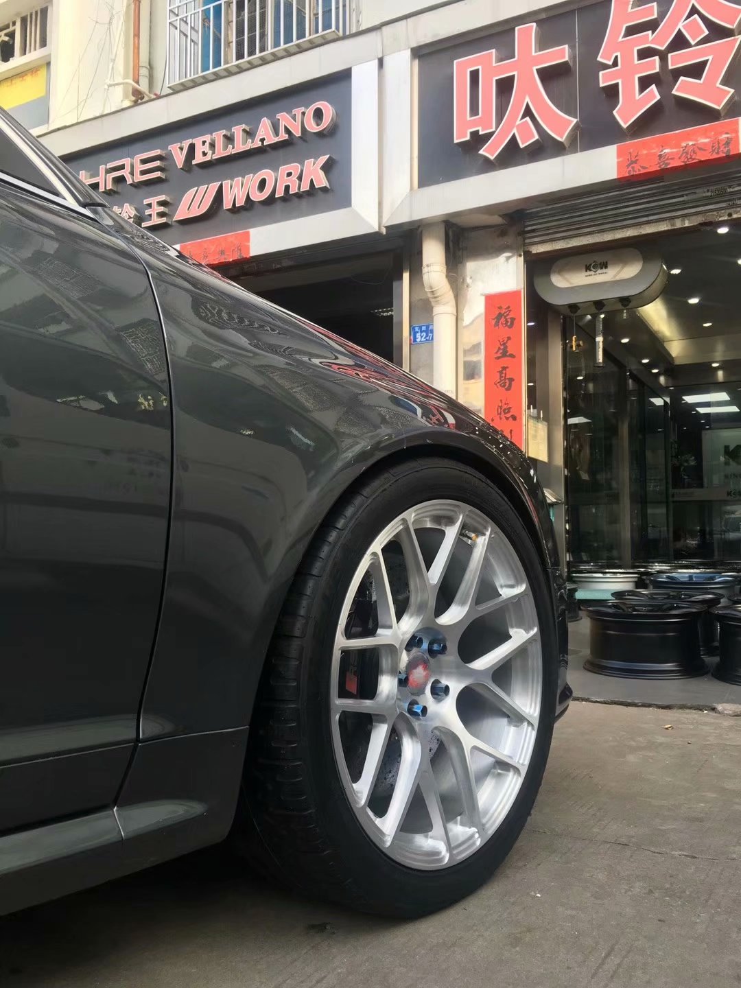 奧迪RS6 ，換 私人定制鍛造20寸 完工！