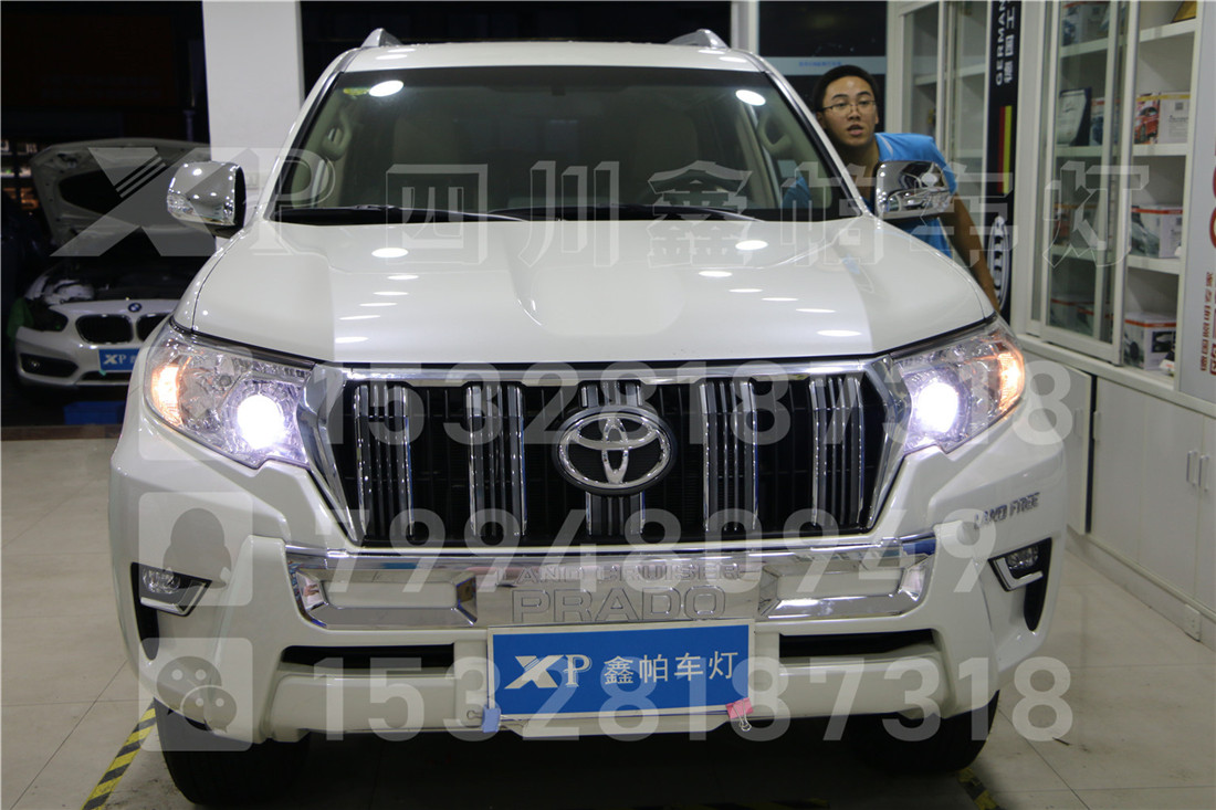 豐田普拉多漢蘭達(dá)成都專業(yè)大燈升級(jí)改裝年審無(wú)憂密封質(zhì)保不進(jìn)水