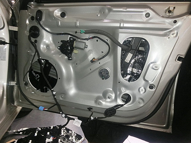 奧迪A4L汽車音響改裝德國零點意大利史泰格三分頻喇叭DSP處理器功放 重慶渝大昌