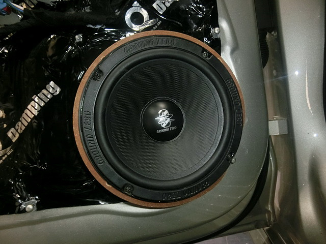 奧迪A4L汽車音響改裝德國零點意大利史泰格三分頻喇叭DSP處理器功放 重慶渝大昌