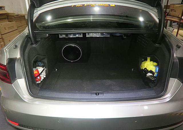 奧迪A4L汽車音響改裝德國零點意大利史泰格三分頻喇叭DSP處理器功放 重慶渝大昌