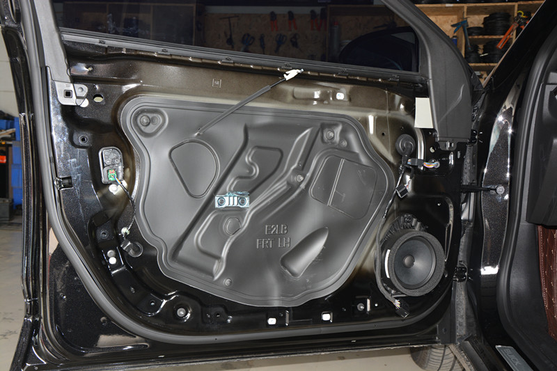 簡單改經(jīng)典聲音再現(xiàn) 唐山君越汽車音響升級法國勁浪