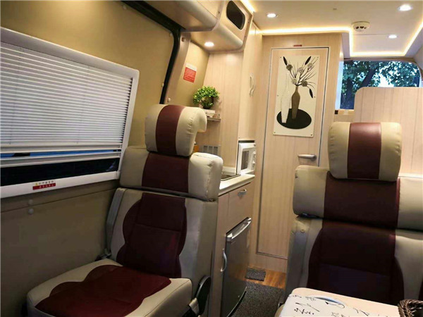 大通B型房車內(nèi)飾改裝