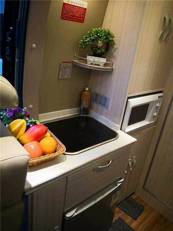 大通B型房車內(nèi)飾改裝
