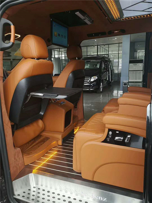 奔馳商務車無隔斷航空座椅改裝