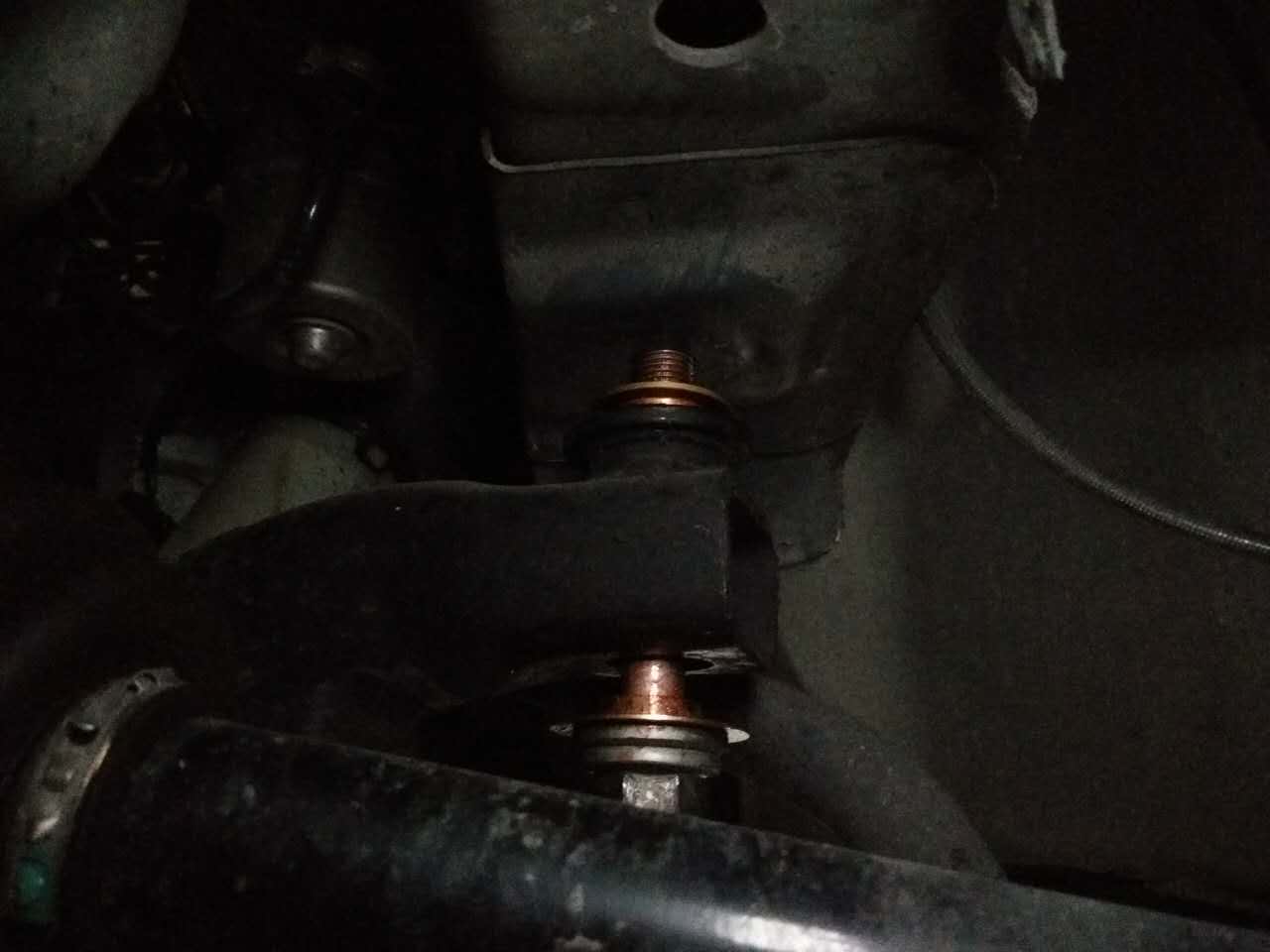 眾泰T600底盤松散怎么辦，加裝瑞森副車架襯套杯士