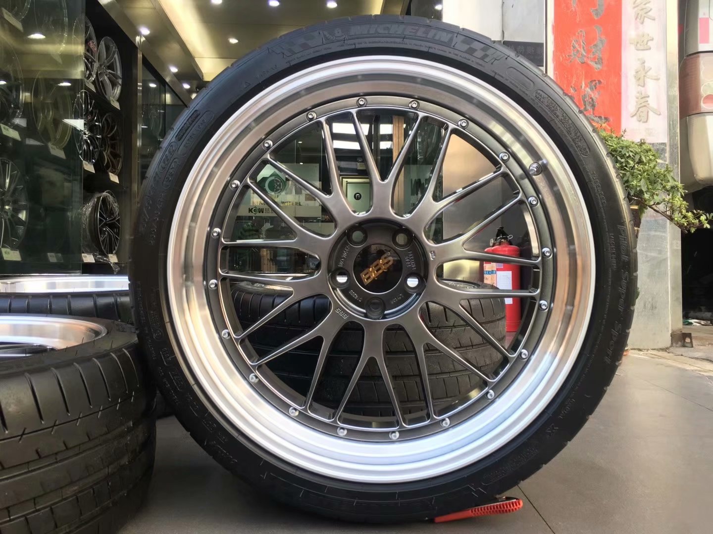 日本 BBS LM 雙片鍛造 非常少有   21寸  9J ET22  10J ET40 5×112