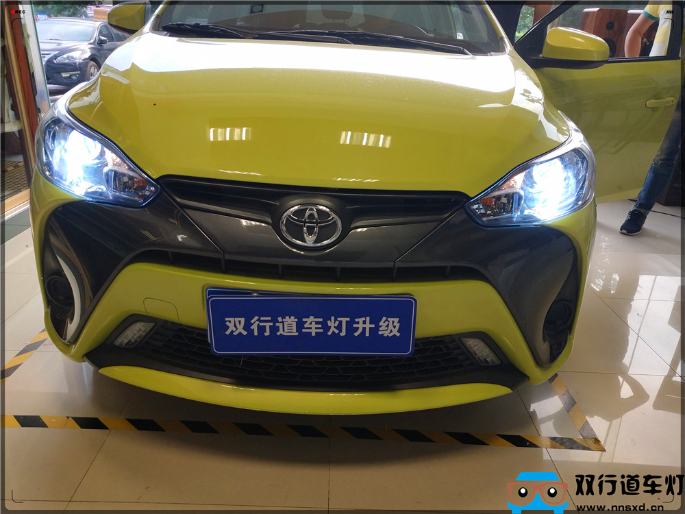 【南寧雙行道車燈】-豐田致炫車燈改裝逆襲記-南寧哪里有改燈的