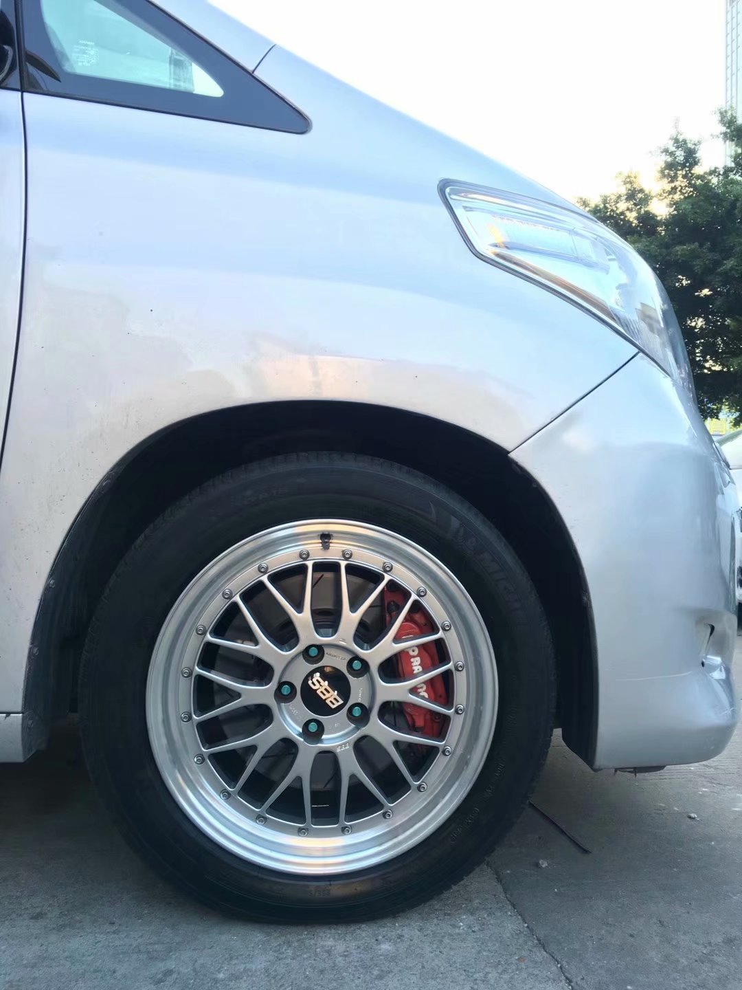 埃爾法，換 BBS  LM  18寸 完工！
