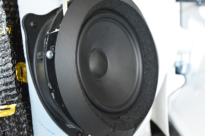 唐山哪有改裝汽車音響的 且看大通怎樣改