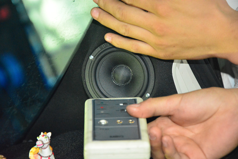 唐山哪有改裝汽車音響的 且看大通怎樣改