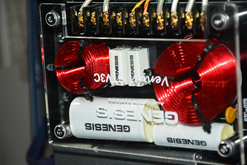 唐山哪有改裝汽車音響的 且看大通怎樣改