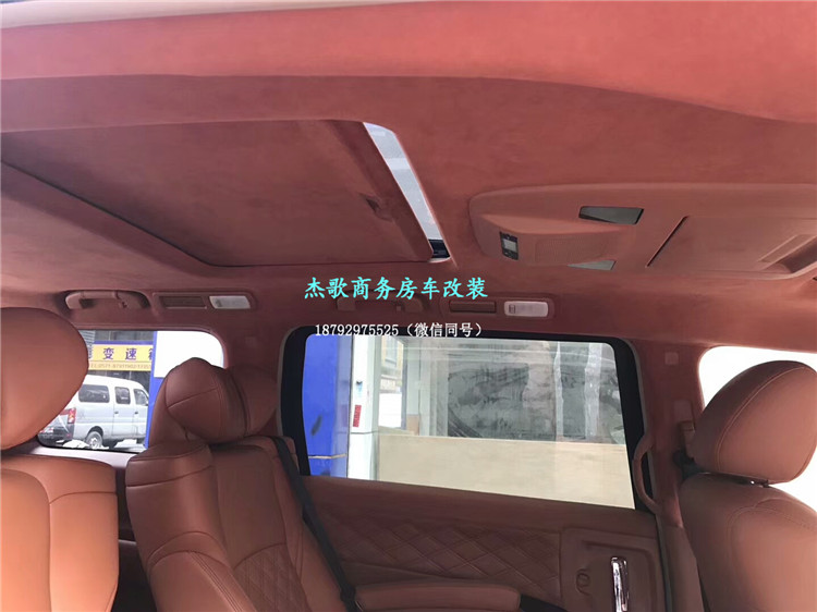 西安杰歌高端商務(wù)內(nèi)飾個性定制，尼桑貴士改裝航空座椅、汽車木地板！