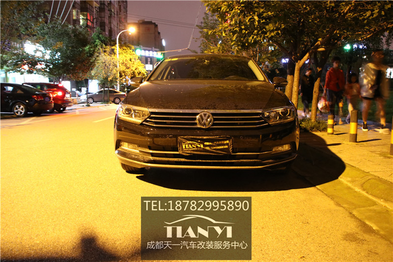 成都車燈改裝店邁騰B8豪華版LED燈泡改裝米石透鏡