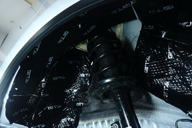 重慶汽車(chē)音響改裝哪家好？重慶渝大昌比亞迪唐汽車(chē)音響改裝瑞典卓美和意大利史泰格喇叭DSP功放低音