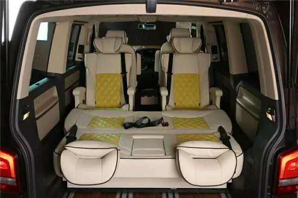 大眾T5商務(wù)車(chē)航空座椅改裝