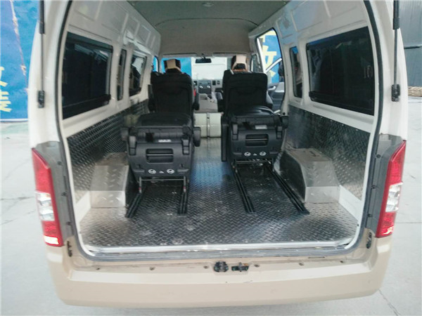 風景G9商務車改裝