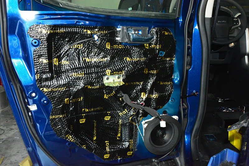 唐山博納皮卡五十鈴汽車(chē)音響改裝是這樣來(lái)改的