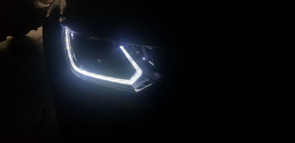 新鄉(xiāng)大眾零度改裝汽車大燈探路者改燈專業(yè)汽車燈光升級(jí)