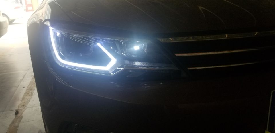 新鄉(xiāng)大眾零度改裝汽車大燈探路者改燈專業(yè)汽車燈光升級(jí)