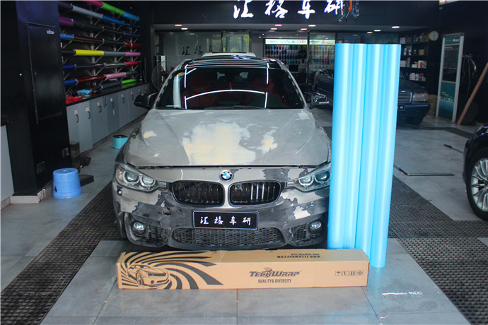 長(zhǎng)沙汽車(chē)改裝店寶馬貼膜改色 美國(guó)禿鷹Teckwrap改色膜